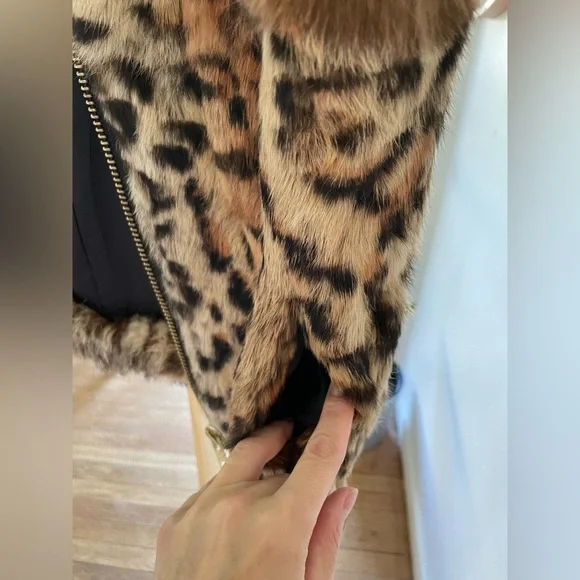 Adrienne Landau Real Fur Vest- Leopard/Jaguar Print - Picture 6 of 7